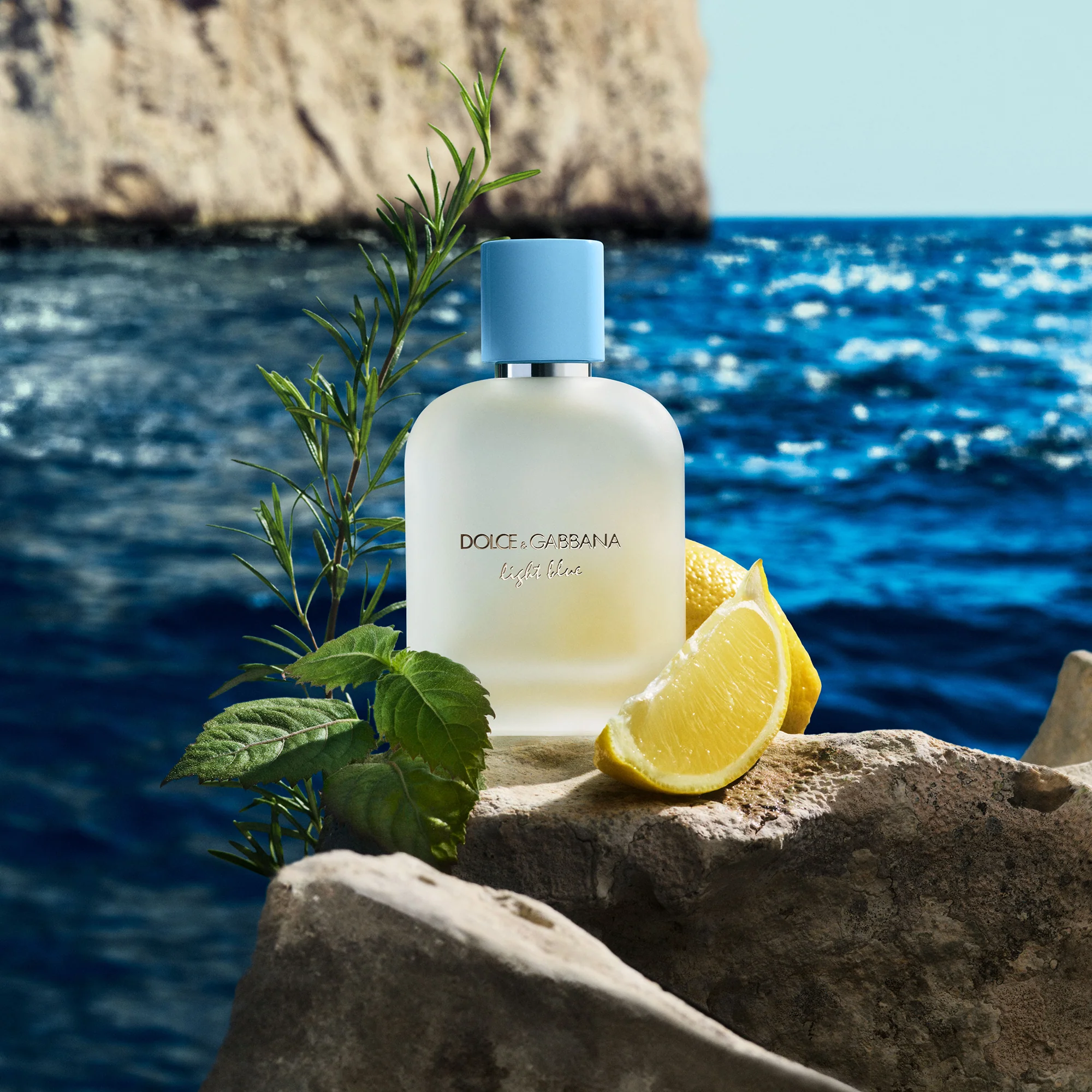 Light Blue Pour Homme Eau de Toilette - Image 2