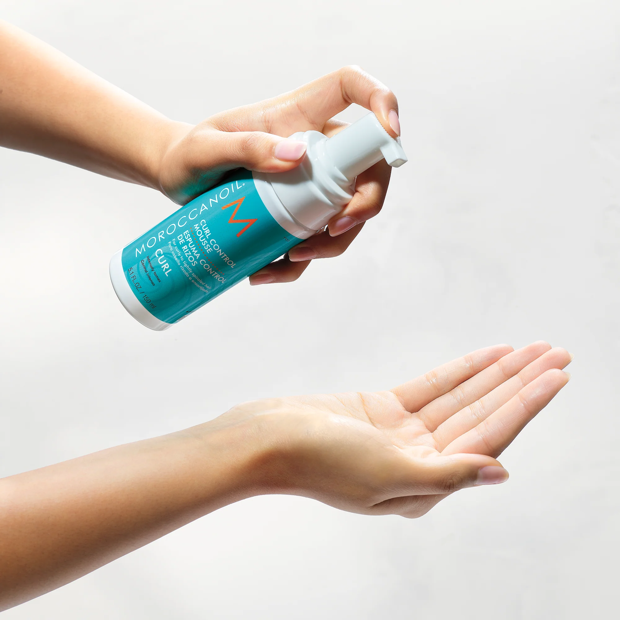 Moroccanoil Curl Control Mousse - Image 3